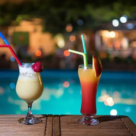 公寓式酒店 Argo Pool & Bar