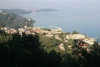 Argo Pool & Bar Ξενοδοχείο με διαμερίσματα