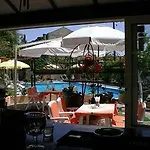 Argo Pool & Bar Mpenitses
