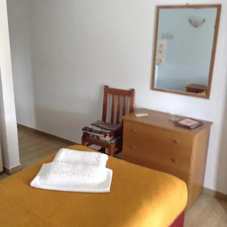 Argo Pool & Bar Бенитсес