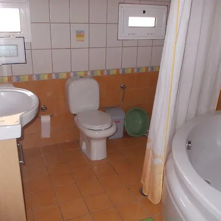 Апарт-отель Argo Pool & Bar Бенитсес