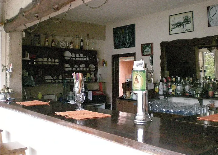 Argo Pool & Bar 4*