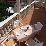 Argo Pool & Bar 4*