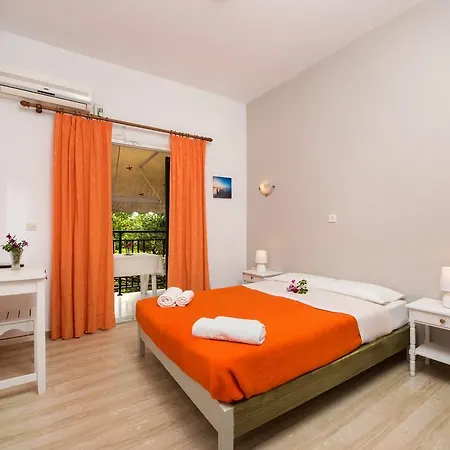 Lejlighedshotel Argo Pool & Bar Mpenitses